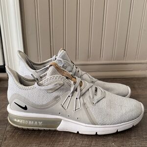 Nike Air Max Light Gray Sneakers